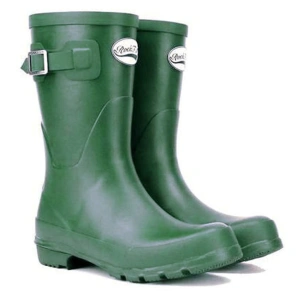 Rockfish Short Matt Woman's Wellingtons are short, calf height wellies in a deep green colour